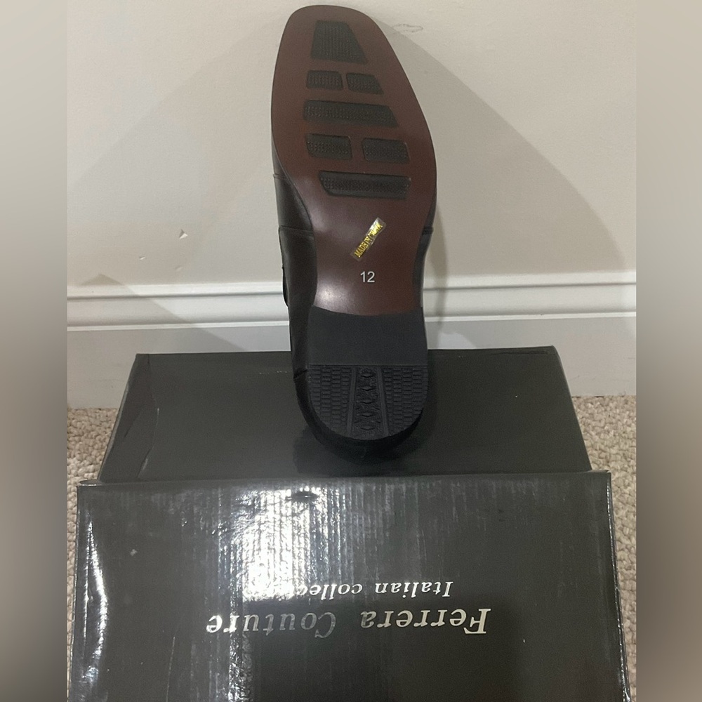 men’s dress shoes by the brand Ferrera Couture